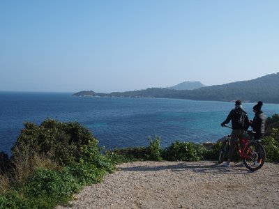 Vue sur la plage de la Courtade