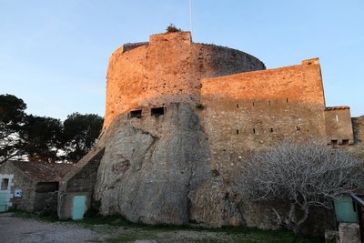 Cour du Fort Sainte-Agathe